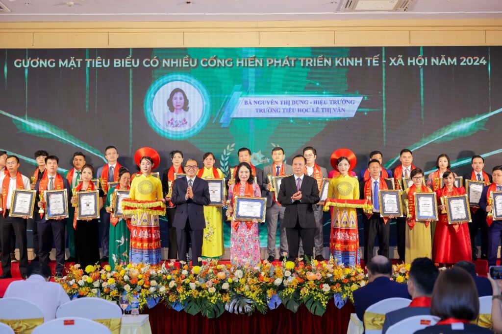 Thạc sĩ quản lý giáo dục, Nhà giáo Nguyễn Thị Dung – Hiệu trưởng Trường Tiểu học Lê Thị Vân, tỉnh Đồng Nai