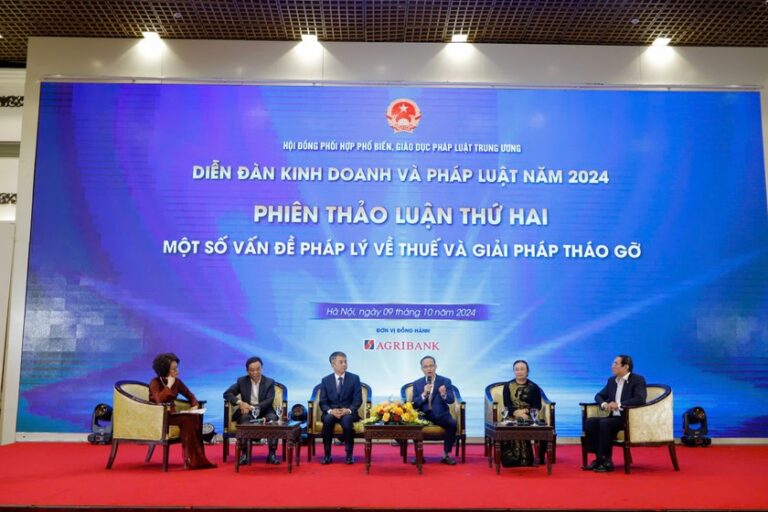 Phiên thảo luận thứ hai của Diễn đàn Kinh doanh và Pháp luật năm 2024