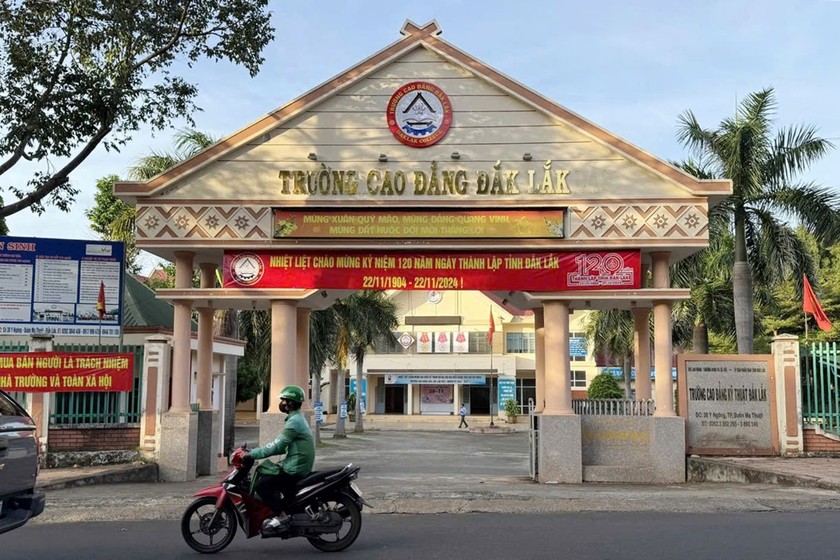 Trường học nơi xảy ra sự việc. Ảnh CN