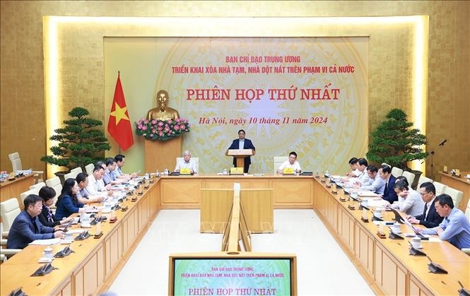 Phiên họp thứ nhất BCĐ Trung ương triển khai xoá nhà tạm, nhà dột nát trên phạm vi cả nước. Ảnh: Dương Giang/TTXVN