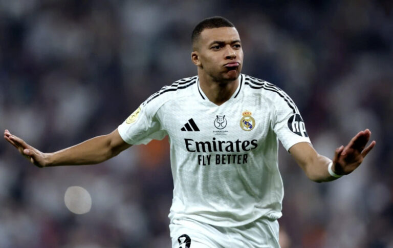 Bàn thắng mở tỉ số của Mbappe. Ảnh: Real Madrid FC