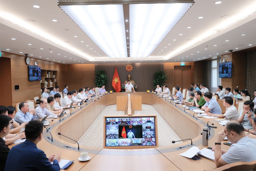 Phó Thủ tướng Nguyễn Chí Dũng đề nghị các Bộ, ngành, địa phương và doanh nghiệp cùng nhau hành động, triển khai các nhiệm vụ với tinh thần quyết tâm cao nhất. Ảnh: Báo PLVN
