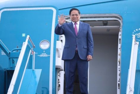 Thủ tướng lên đường dự Hội nghị WEF 16 Thiên Tân và làm việc tại Trung Quốc