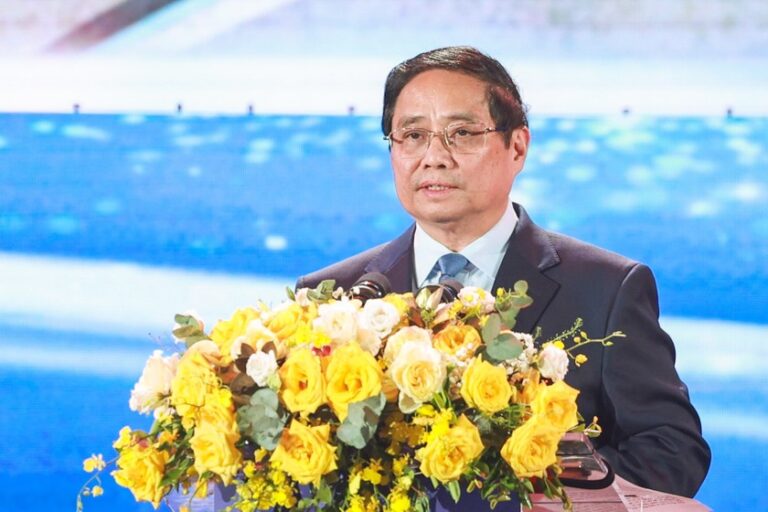 Thủ tướng Phạm Minh Chính phát biểu tại Lễ trao giải. Ảnh: Báo PLVN